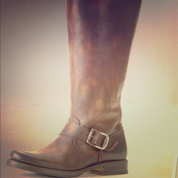 FRYE VERONICA Brown LEATHER Knee-High Riding Boots