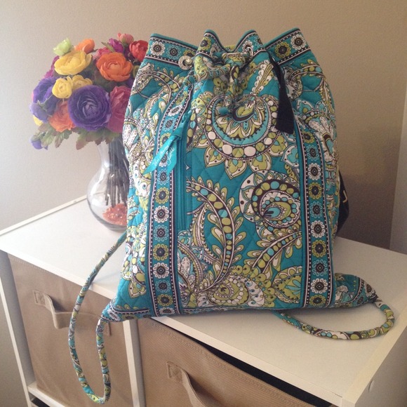 Vera Bradley Drawstring Backsack in Peacock