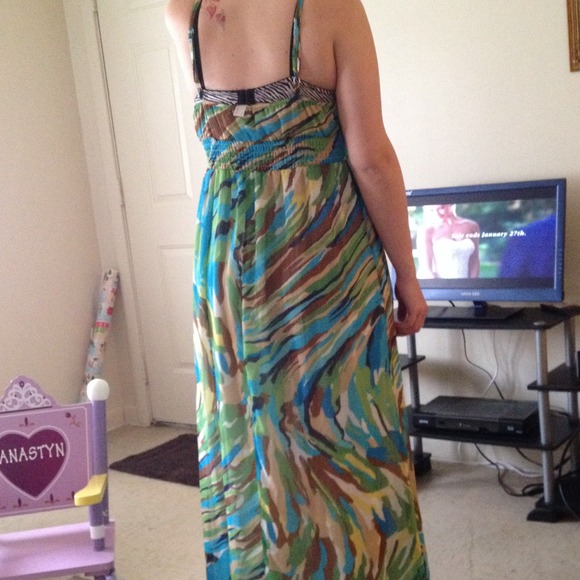 Colorful - Picture 2 of 2