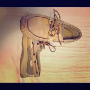 Sperry boat shoes