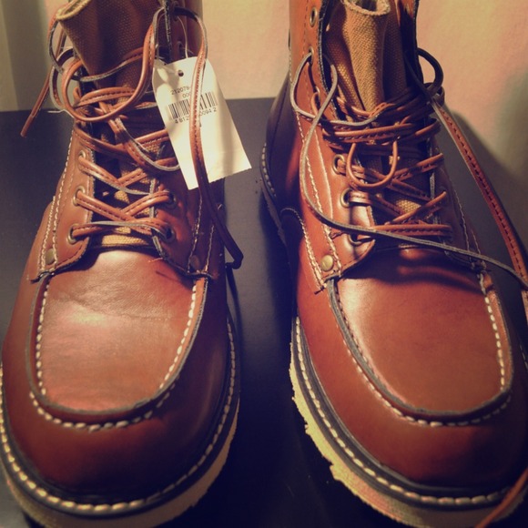 Old Navy Men's Boots NWT (For Raul)