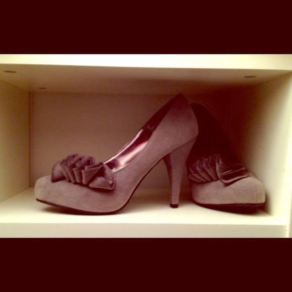 Grey faux suede statement heels