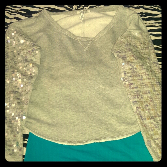 Sleep cut off shirt