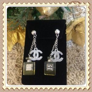(SOLD) Stud Earring😍