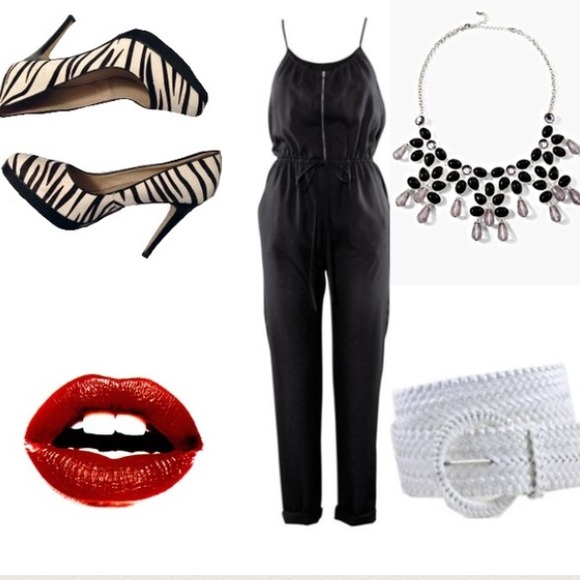 SOLD  🎉HOST PICK🎉 walk on the wild side! - Picture 2 of 4