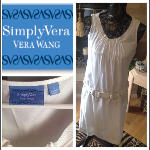 White Vera Wang dress 💝NOT AVAILABLE 💝