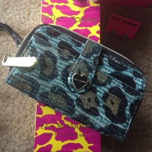Betsey Johnson wristlet