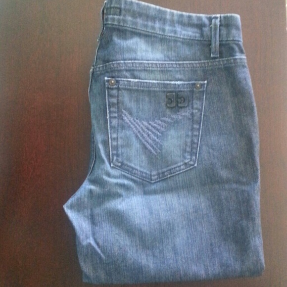 ☆REDUCED☆ Straight Leg Joe's Jeans
