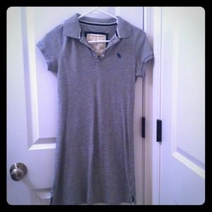 Fitted gray collar dress