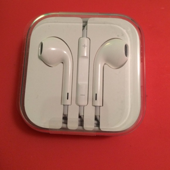 BRAND NEW APPLE HEADPHONES