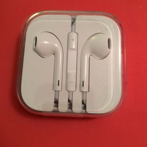 BRAND NEW APPLE HEADPHONES