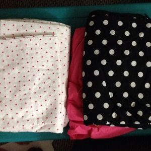 ❌Sold in bundle❌Sheets to go with comforter