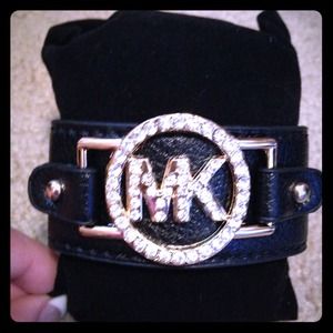 Micheal Kors black leather bracelet