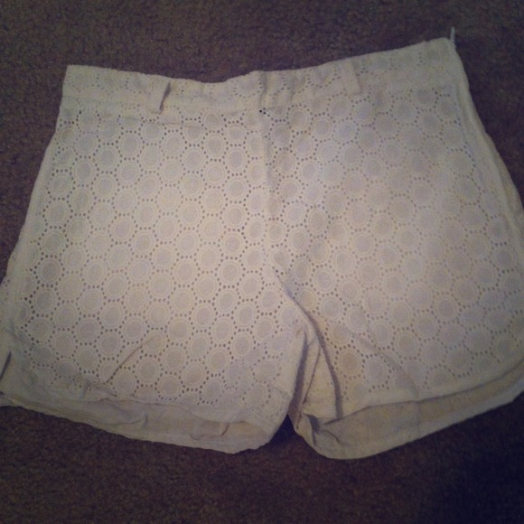 White cotton shorts