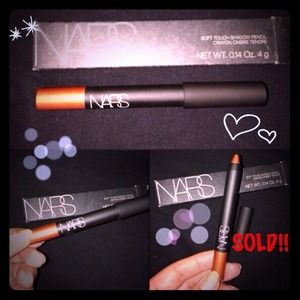 ✨✨SOLD✨✨🎉🎉💫NARS** Soft touch shadow pencil
