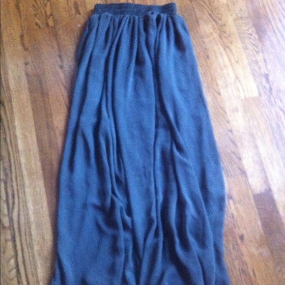 American Apparel green chiffon maxi skirt size M/L