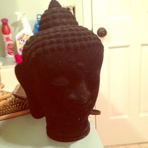 Statue of a Hindu head