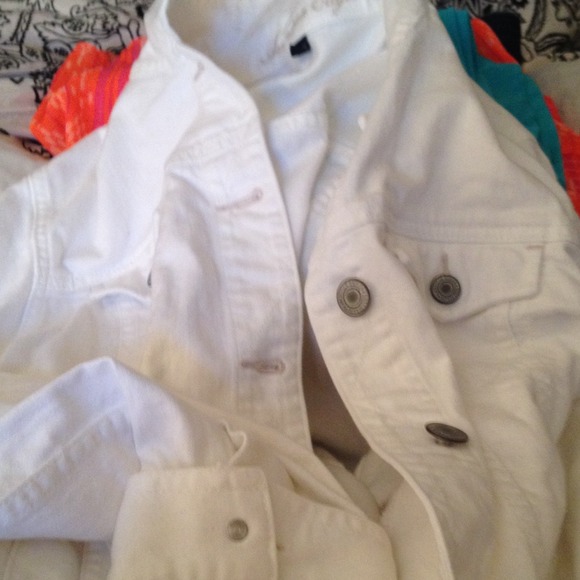 American eagle denim jacket