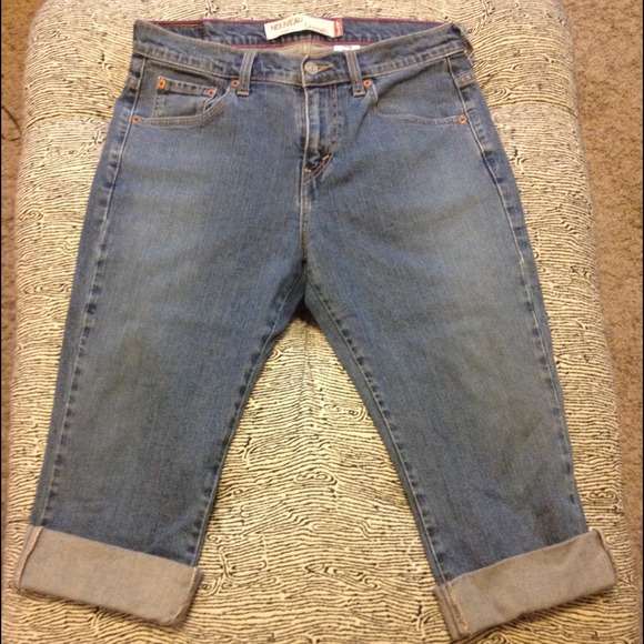 ‼️❌SOLD IN BUNDLE❌‼️LEVIS 515 Nouveau Capri jeans - Picture 1 of 4