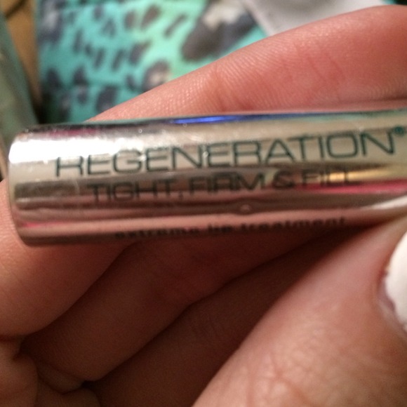 Right firm and fill lip treatment