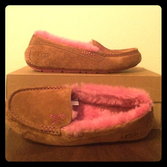 Ugg Breast Cancer Slippers