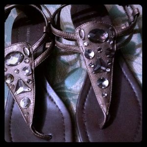 Gold Sandals  Gladiator style/  tan heel sandal