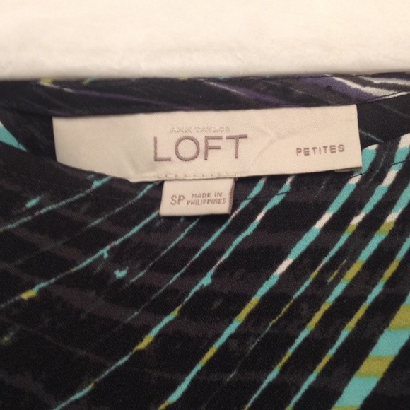 Loft short sleeve blouse. Petite Small. - Picture 2 of 2