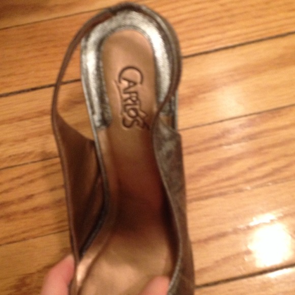 Size 7 Carlos sling back Grey metallic heels. - Picture 3 of 4