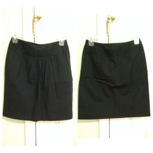 Banana Republic black skirt