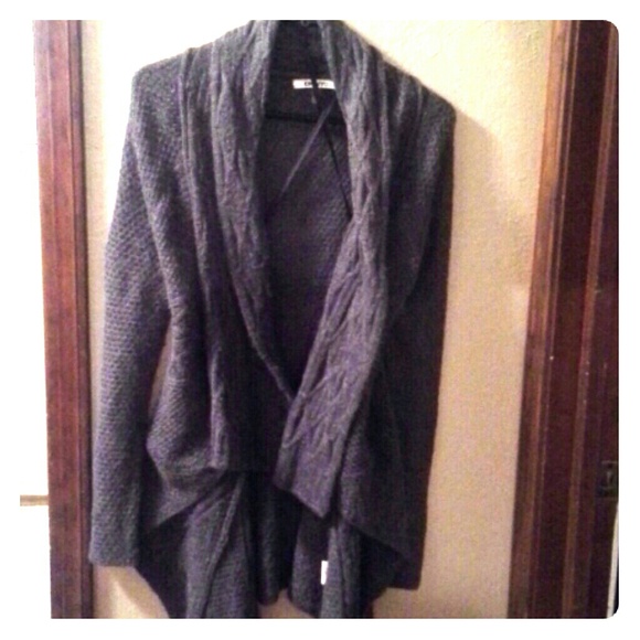 Dkync gray sweater