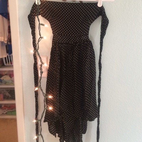 Brandy Melville Polka Dot Dani Dress - Picture 3 of 3