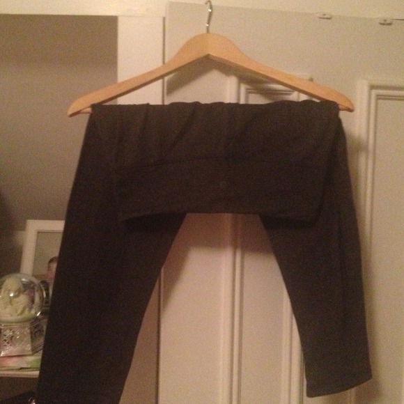 Lululemon wunder under cropped pants