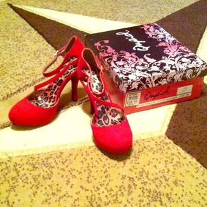 Dark Red Qupid Heels! ❤️