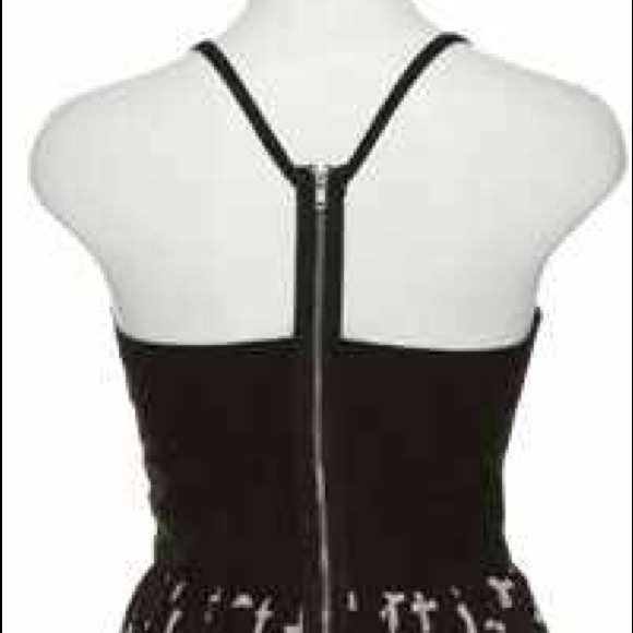 Trixxi cross flowy dress all sizes 3,5,7,9,11,13 - Picture 4 of 4