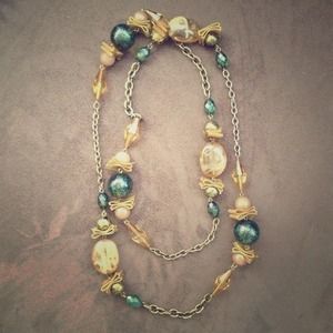 Statement necklace