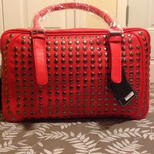 💥SALE💥 Gorgeous Vegan studded MMS bag