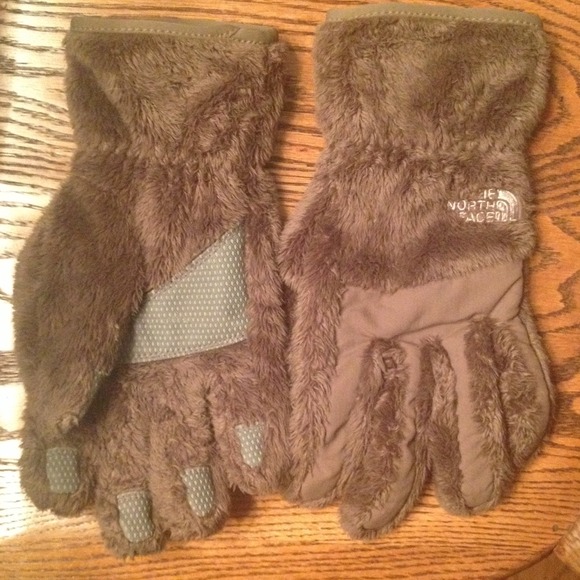 The Northface Gloves. Will negotiate on price!