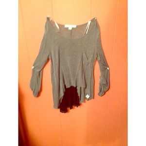 🚫SOLD🚫✨Forever21 high low top✨