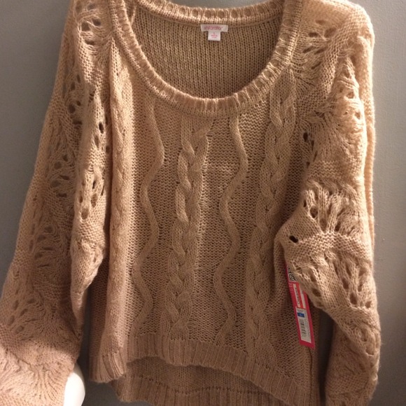 Tan sweater top! NWT