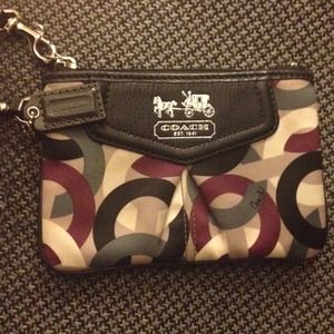 🌟Reduced🌟Black and multi colored Coach wristlet!