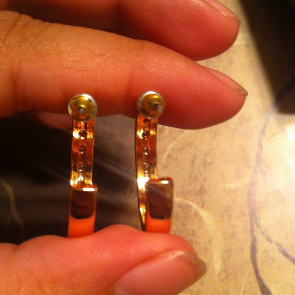 Rose gold with Diamonds - Picture 4 of 5