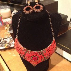 Necklace and earring bundle