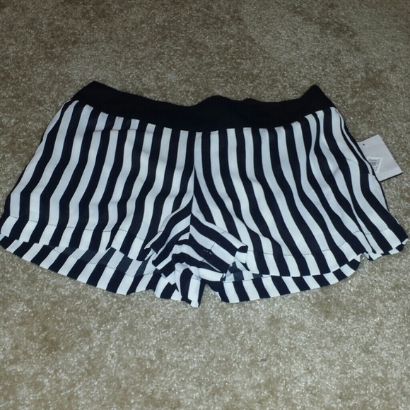 SOLD-Striped shorts