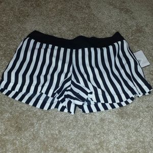 SOLD-Striped shorts
