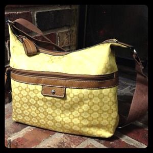 Yellow Pattern Purse with Faux Leather Trim 🌹