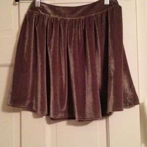 🌺SOLD🌺Grey velvet skater skirt