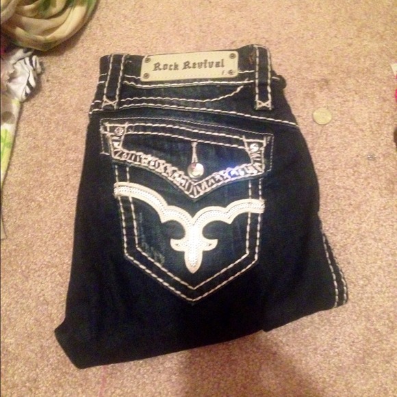 Rock Revival size 26