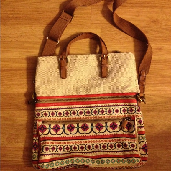 HOLD💥REDUCED💥 LIKE NEW Fossil tote/messenger!!!