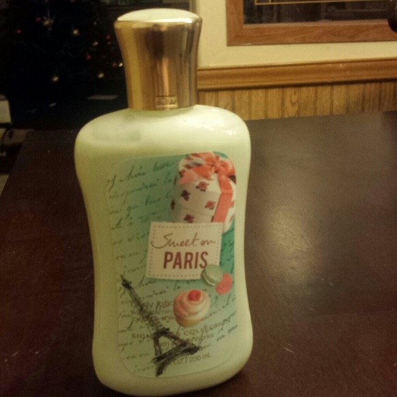 BBW Sweet on Paris body lotion
