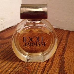 Idole d'armani